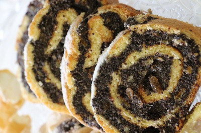ケシの実が渦巻き状に入ったケーキ、マコヴィエツ