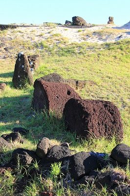 プナパウの赤い石