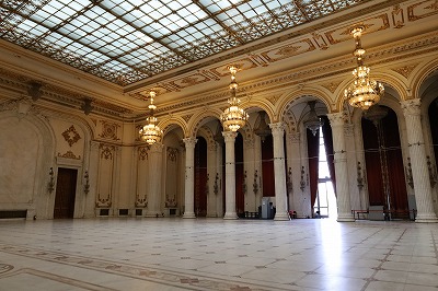 ユニオンホール