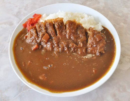 Katsu curry con arroz
