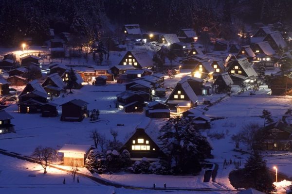 Shirakawa-go en invierno